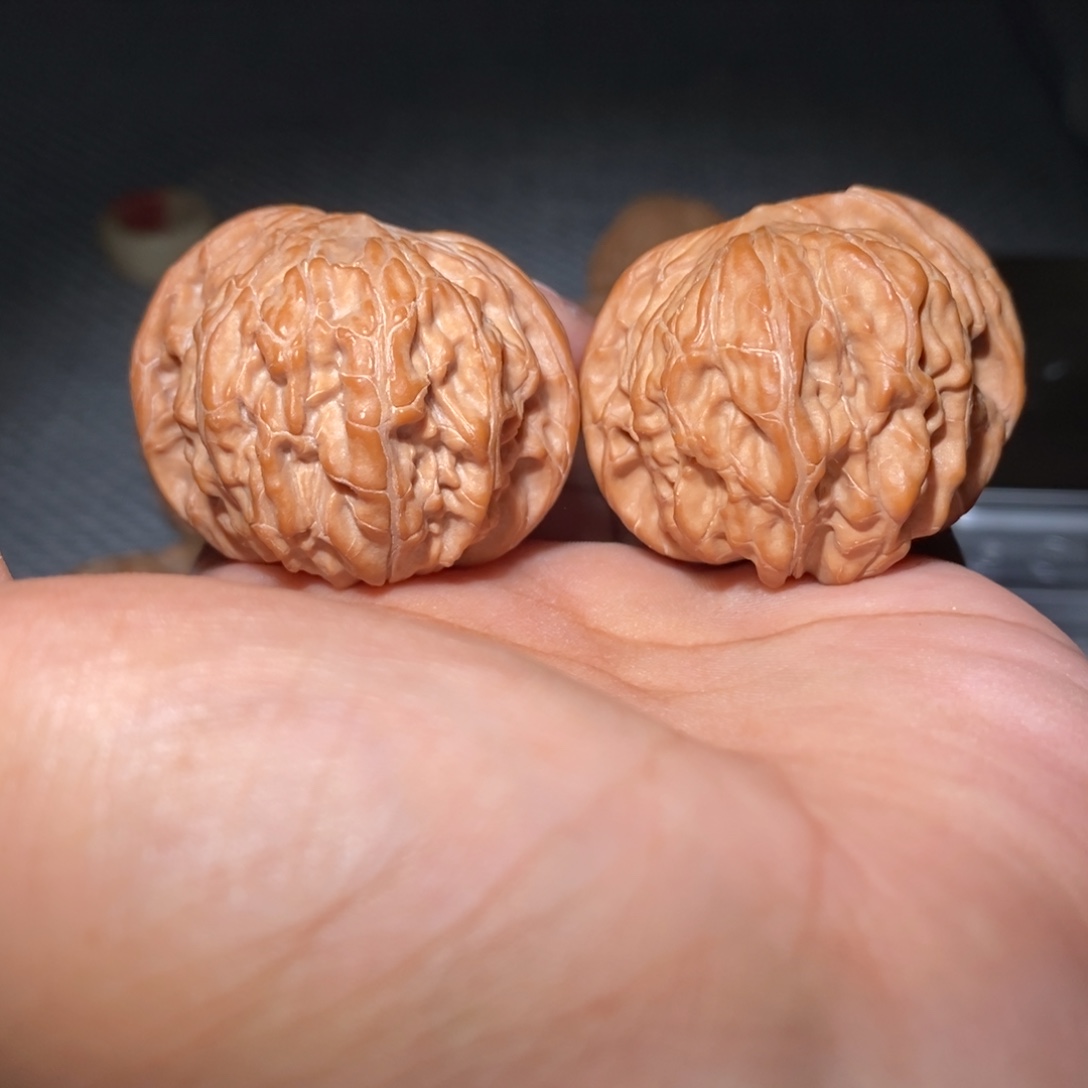 桃核把件41尺蝴蝶磨