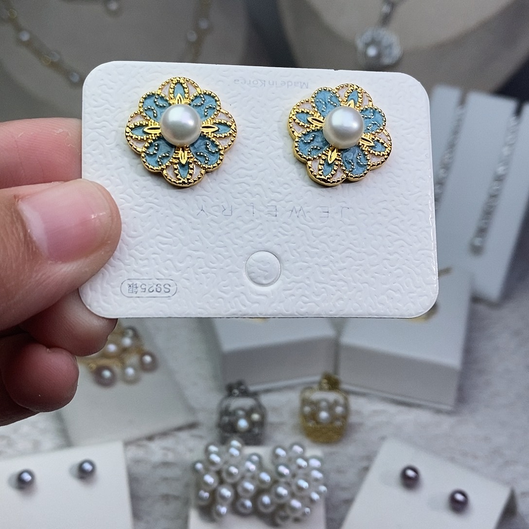 银S925镶嵌耳饰淡水珍珠