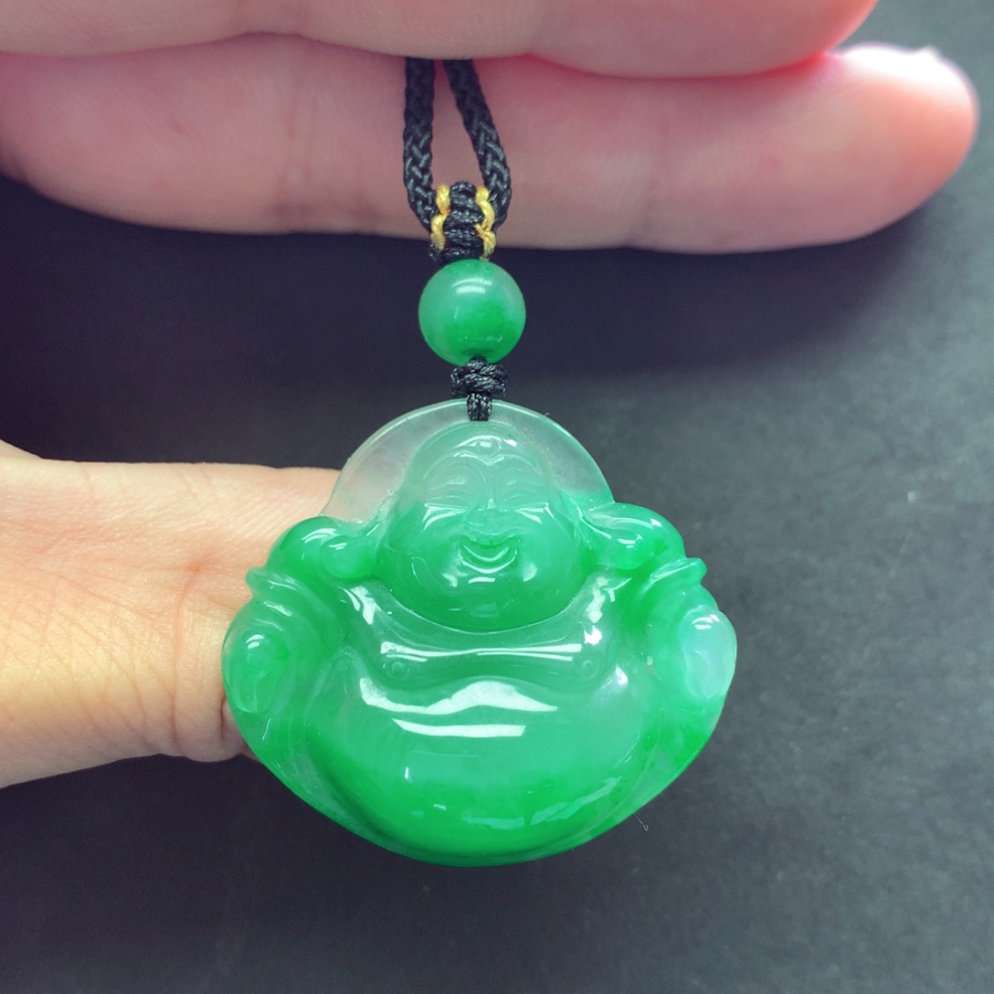 石英质玉未镶嵌颈饰