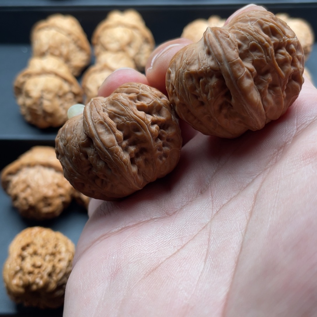 文玩核桃吊坠平谷元宝38