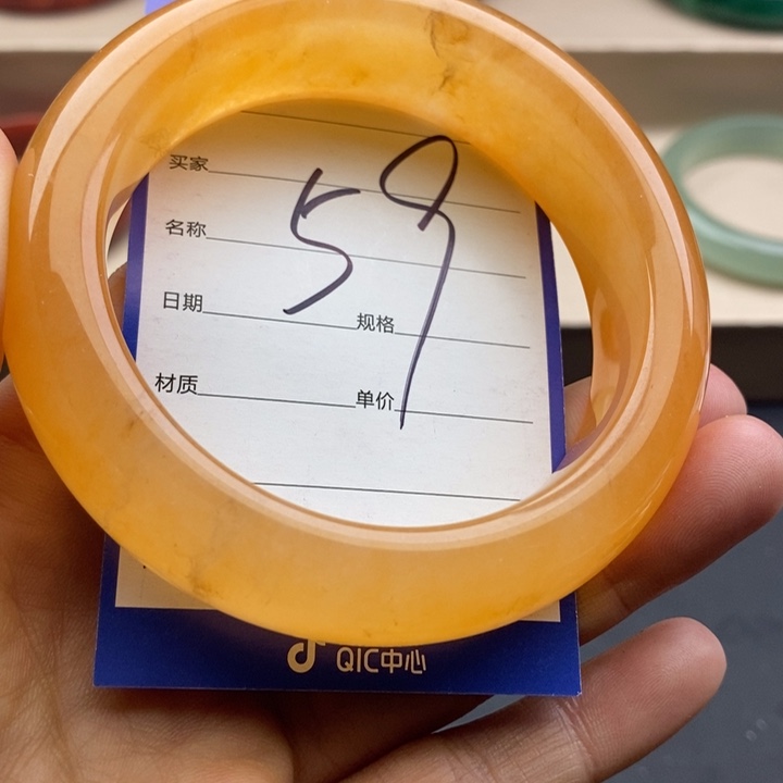 石英质玉未镶嵌手镯