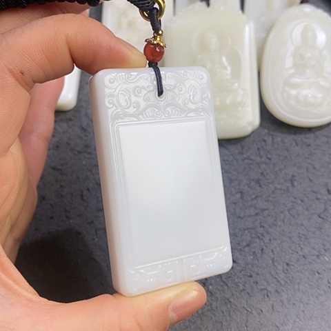 颈饰未镶嵌和田玉用****素