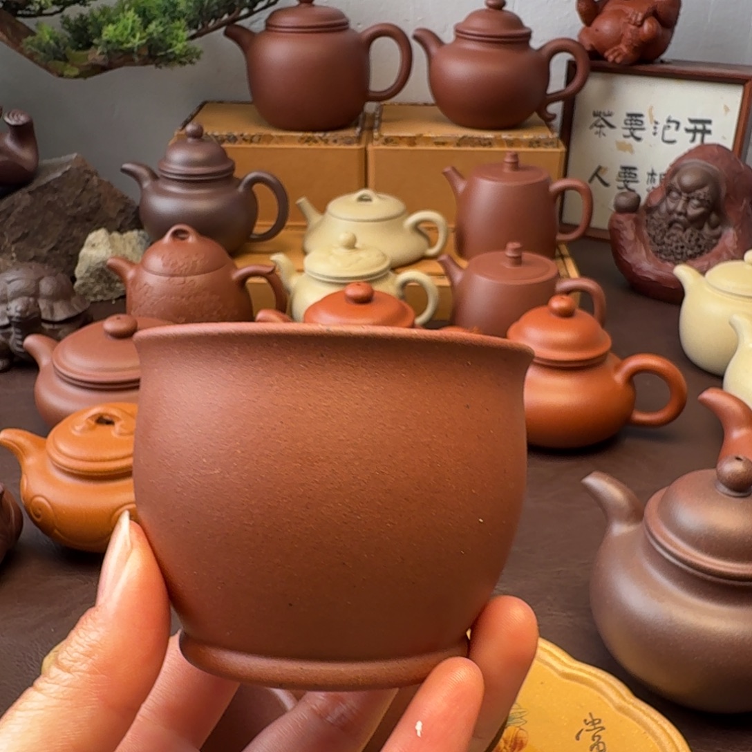 天***意茶壶紫砂特练紫泥  主人杯140