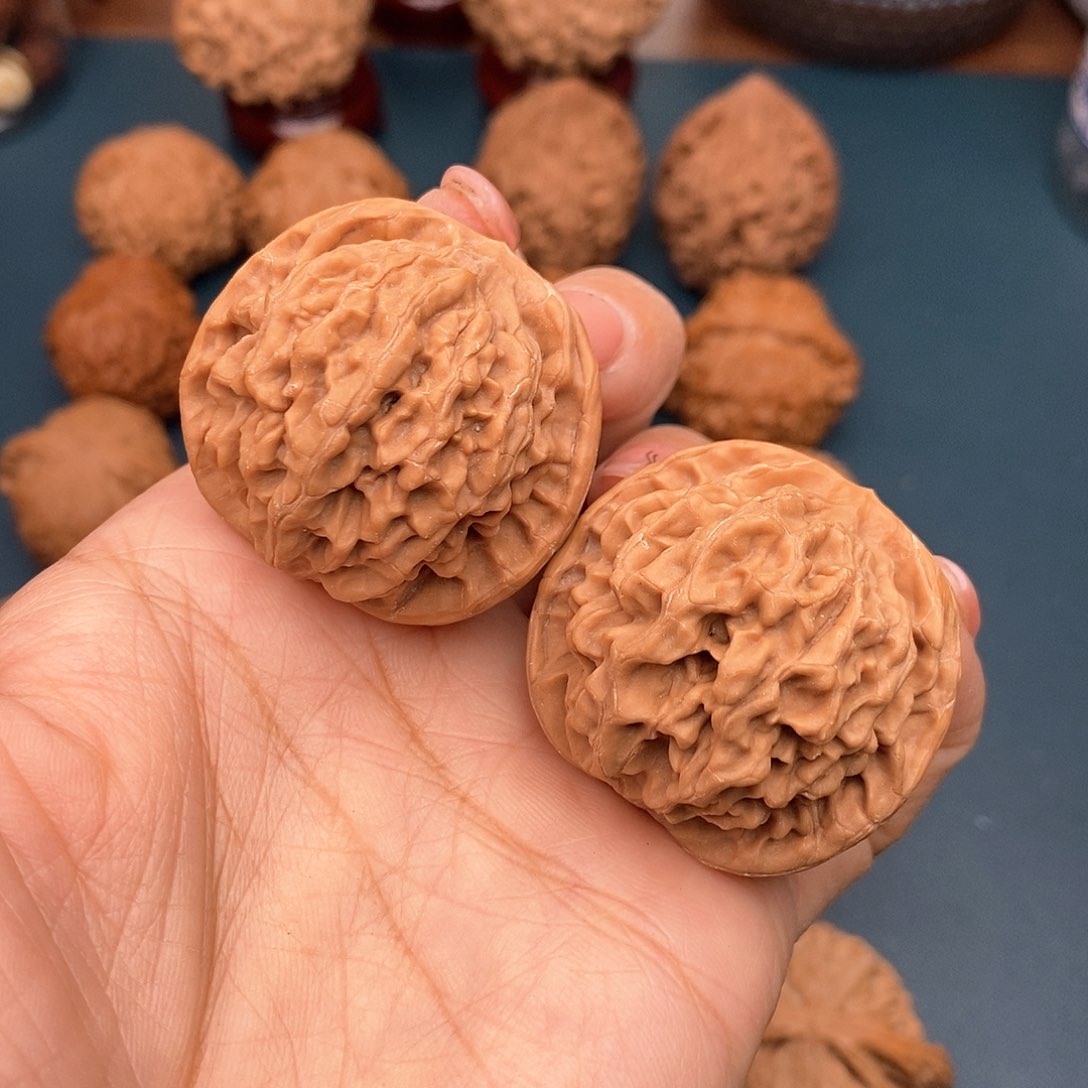 文玩核桃把件39秦闷