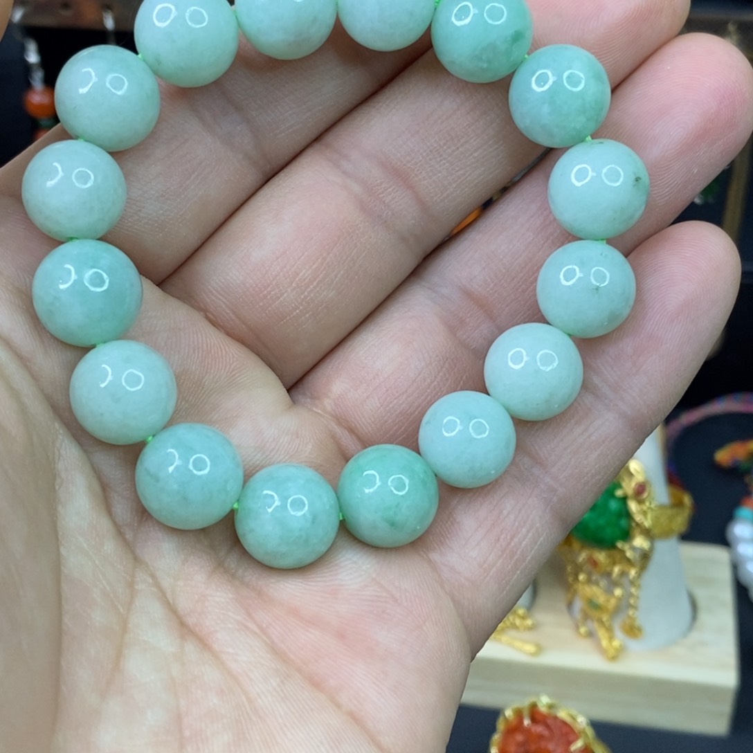 颈饰未镶嵌翡翠手链