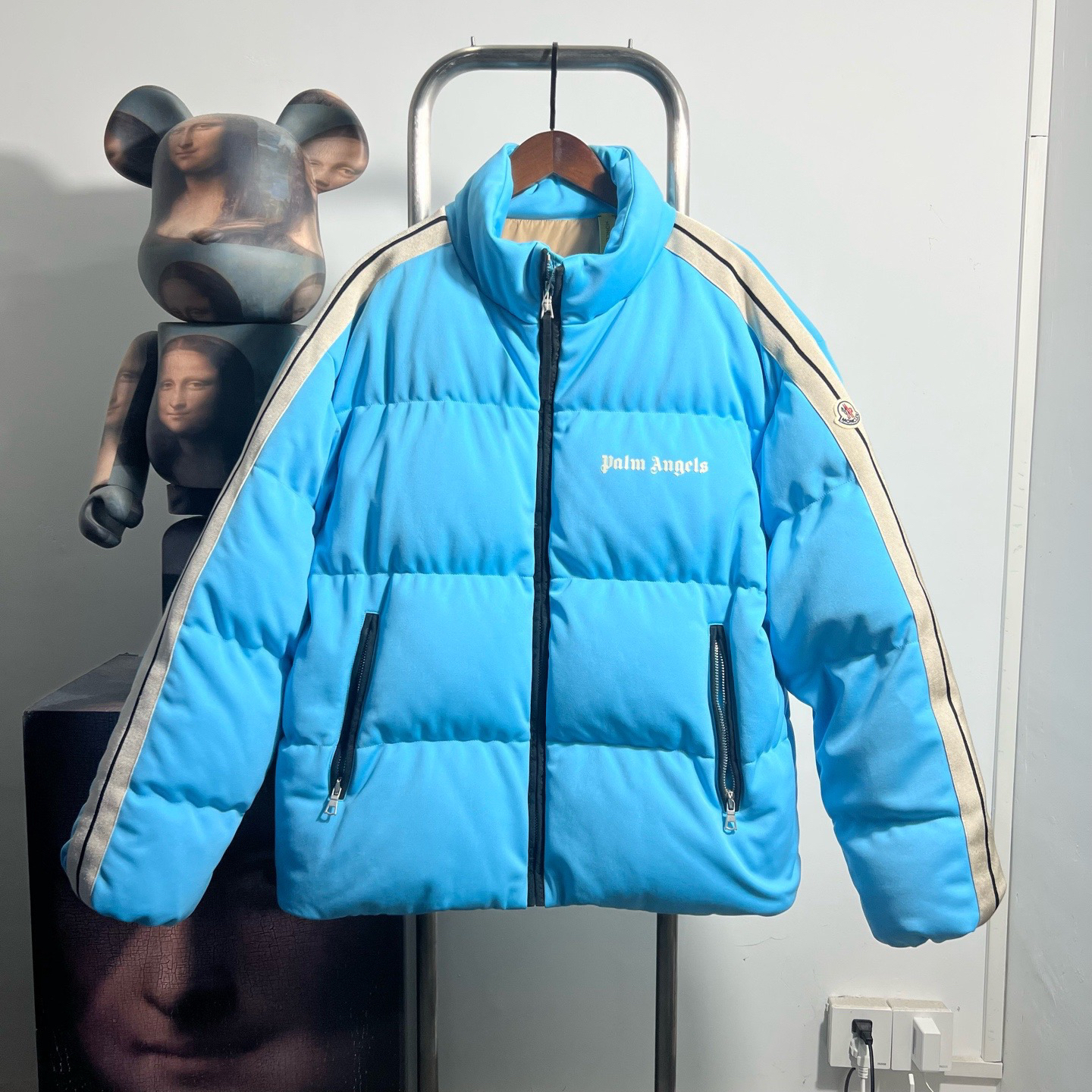 99新 MONCLER 羽绒服 T1304尺码：5胸围64衣长71
