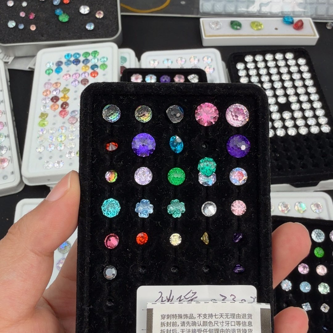 秋****锆石钛钢合金锆石非质量问题不退不换