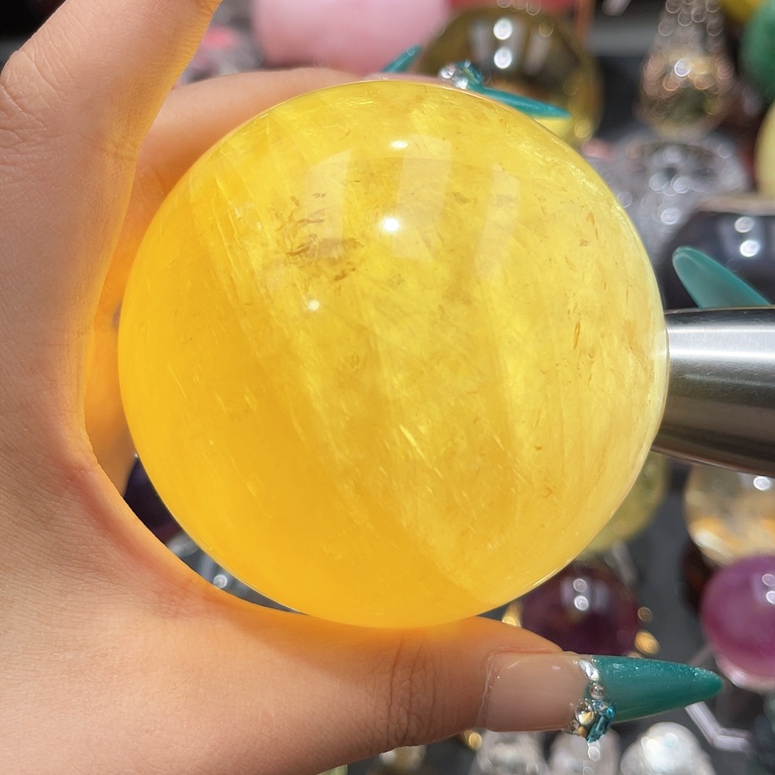 水晶未镶嵌珠宝半成品微瑕7.7
