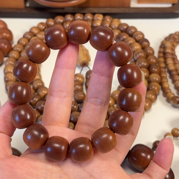 喝***钟檀香木1516老山檀红肉奶香奶甜