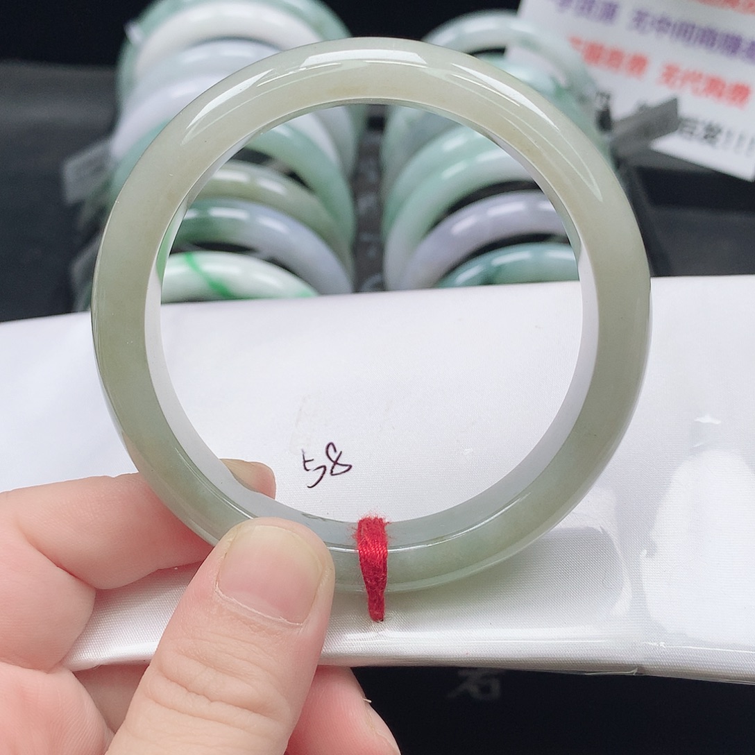 翡翠未镶嵌手镯60