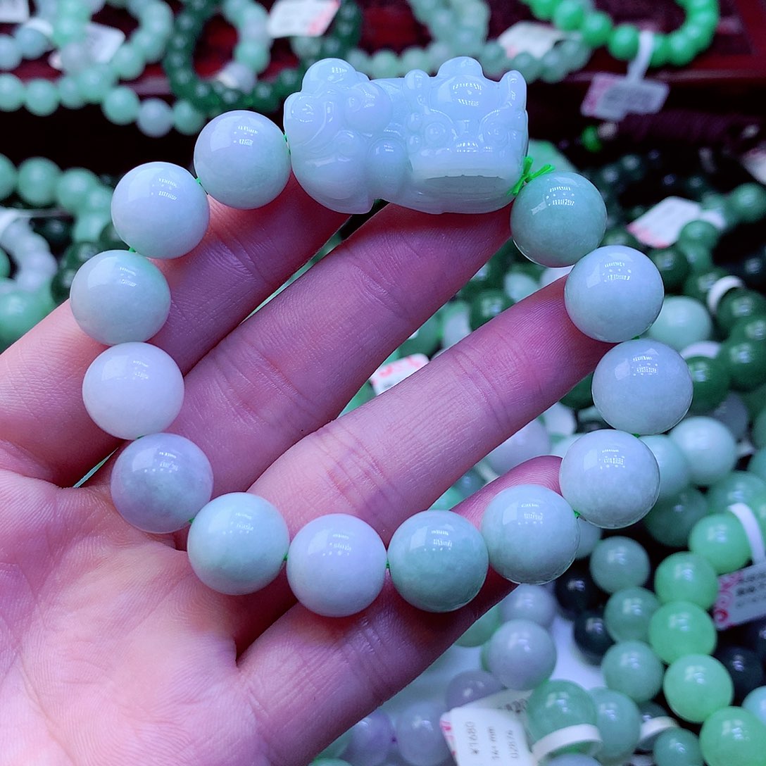 翡翠未镶嵌毛衣链