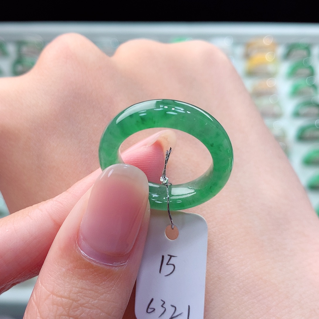 翡翠戒指未镶嵌15号