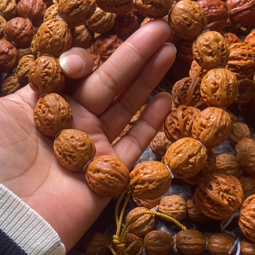 文玩核桃吊坠足球