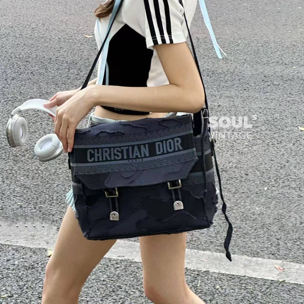 95新 DIOR/迪奥 fl66深蓝色 帆布 迷彩camp邮差包/671936874