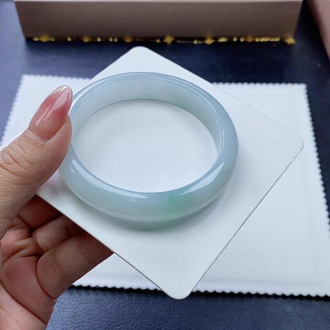 未镶嵌手镯翡翠58圈口