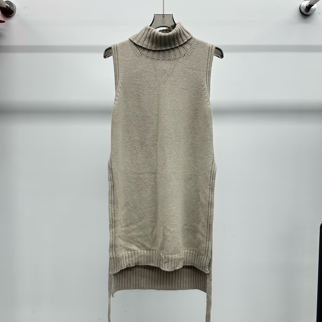 99新 MaxMara /M码/无袖圆领针织长衫