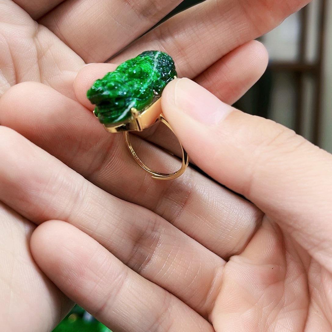 翡翠戒指银S925镶嵌戒指