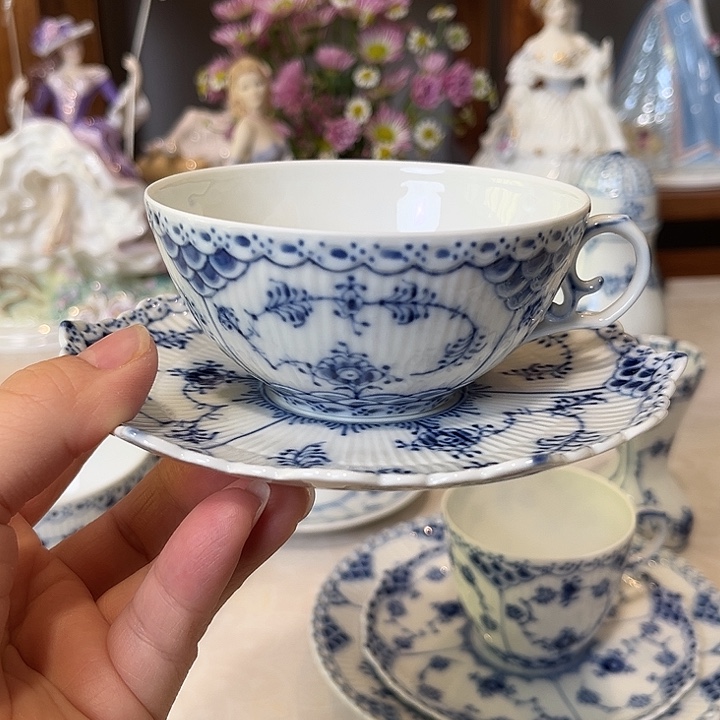 杯欧洲中古瓷器摆件