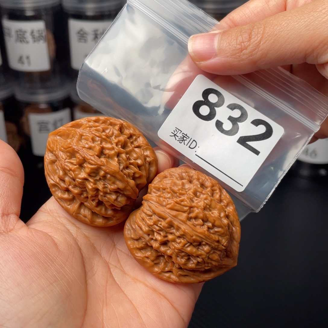 文玩核桃把件43虎头王