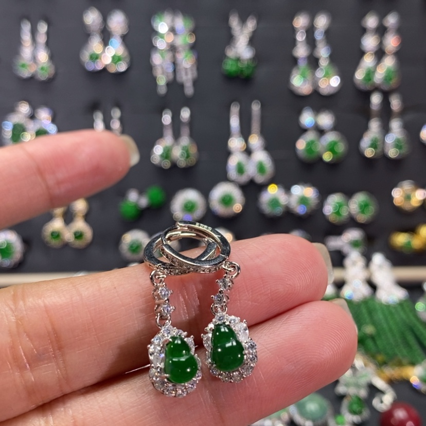 【闪购商品】翡翠耳饰银S925镀金镶嵌