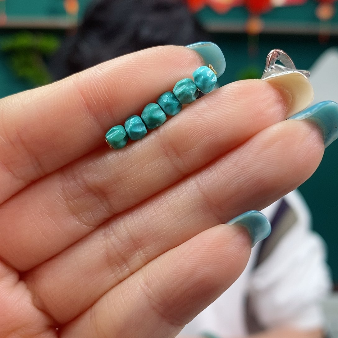 绿松石珠宝奇石未镶嵌