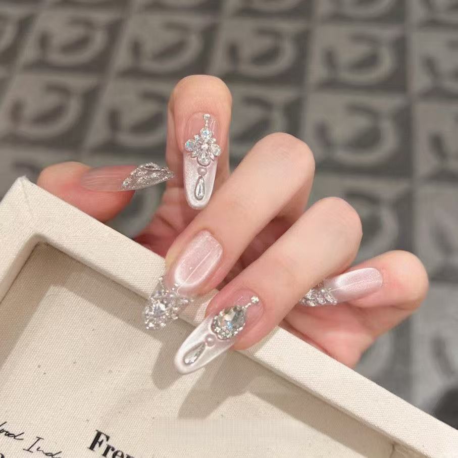 【铂金丝缎】手工穿戴甲满钻猫眼可拆卸气质美甲贴纯欲高级感