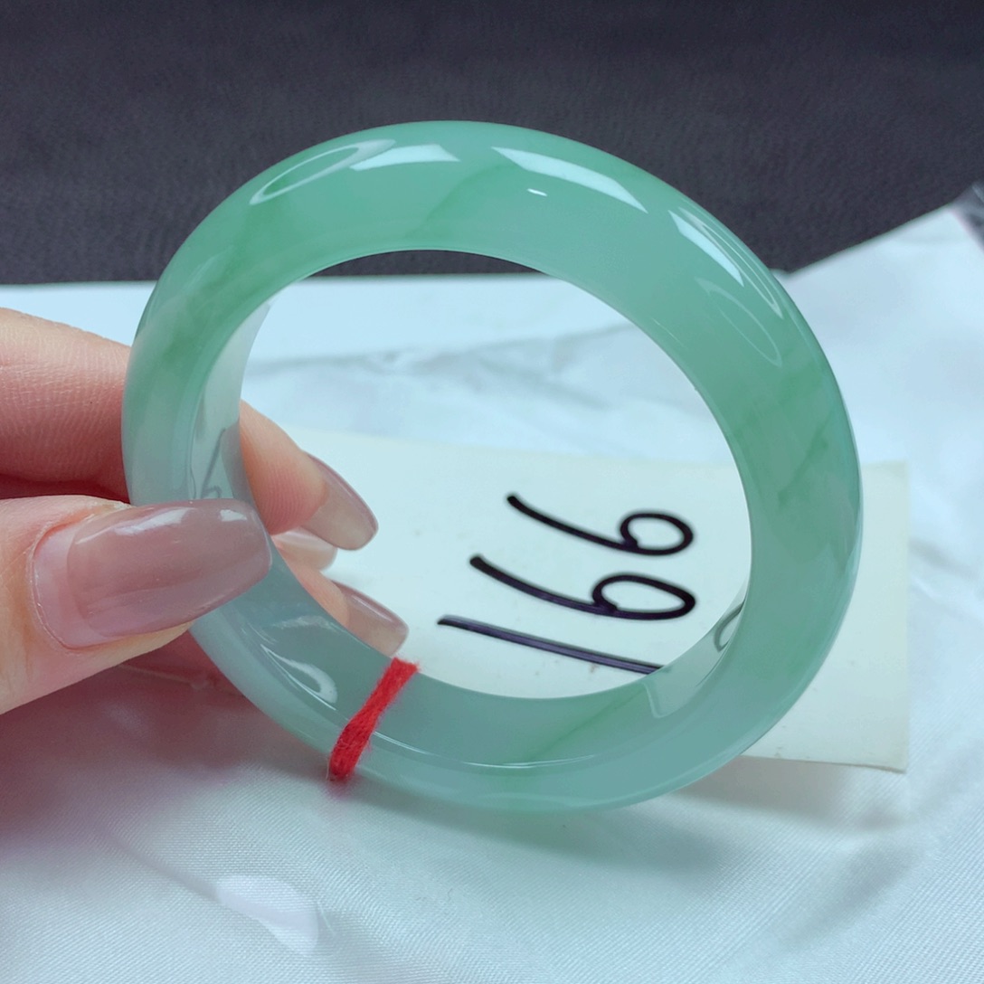 翡翠手镯未镶嵌手镯51