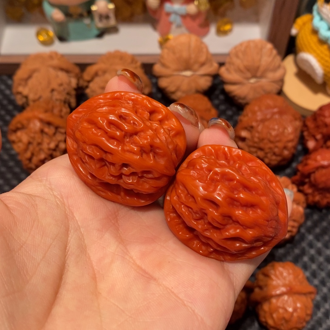 吊坠桃核33玉化麦虎，1038