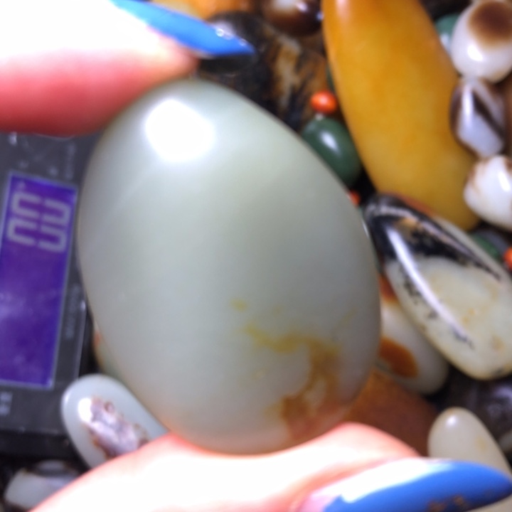 和田玉未镶嵌珠宝奇石