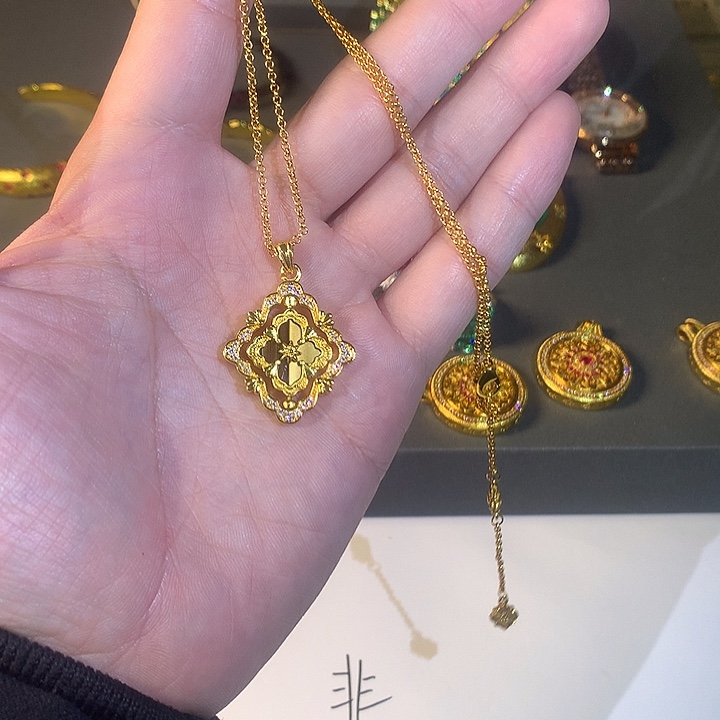 非金属24吊坠。           