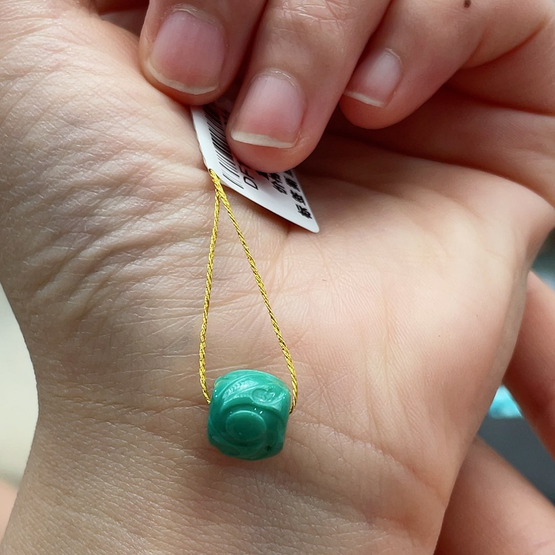 绿松石颈饰未镶嵌