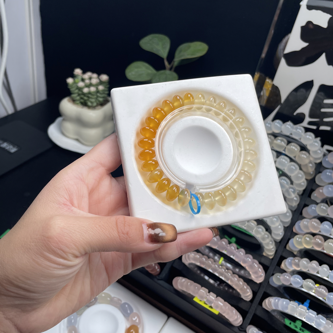 卡11渐变金玛瑙手串