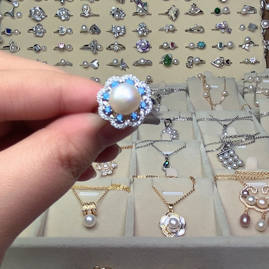 银S925镶嵌淡水珍珠耳饰