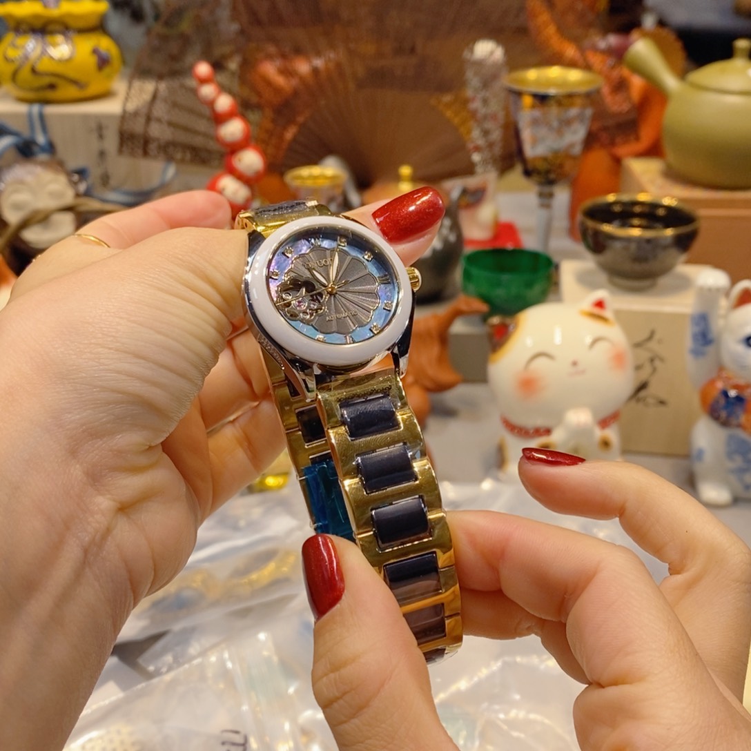 精钢小牛皮（革）精钢石英机芯-人工动能机芯