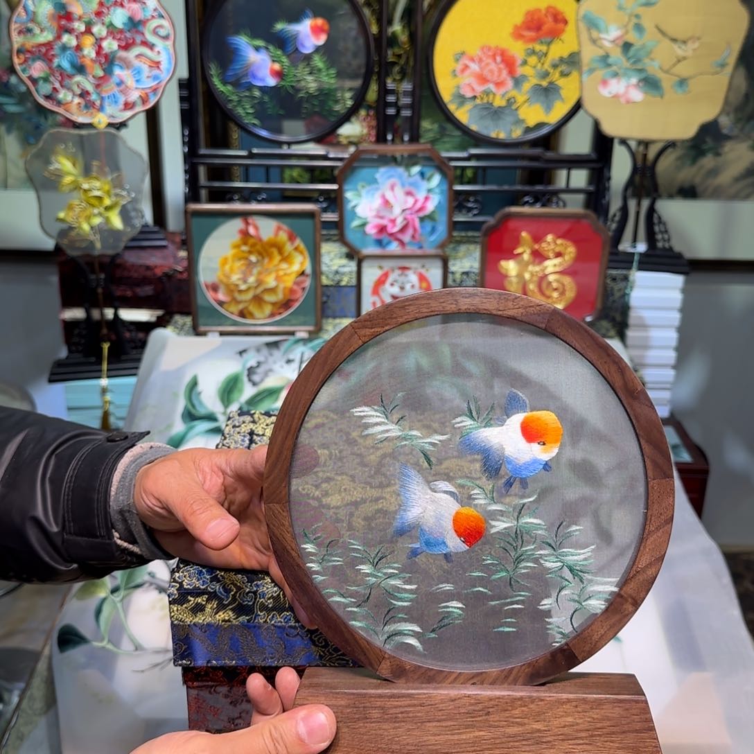 刺绣刺绣工艺精湛