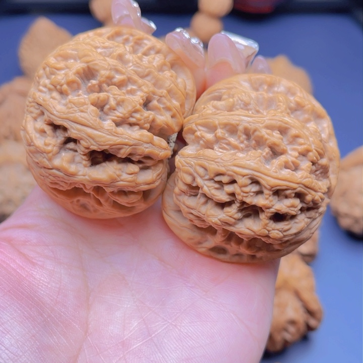 文玩核桃把件d****e粗筋