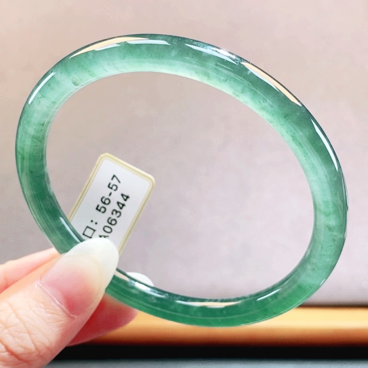 翡翠未镶嵌手镯翡翠手镯25