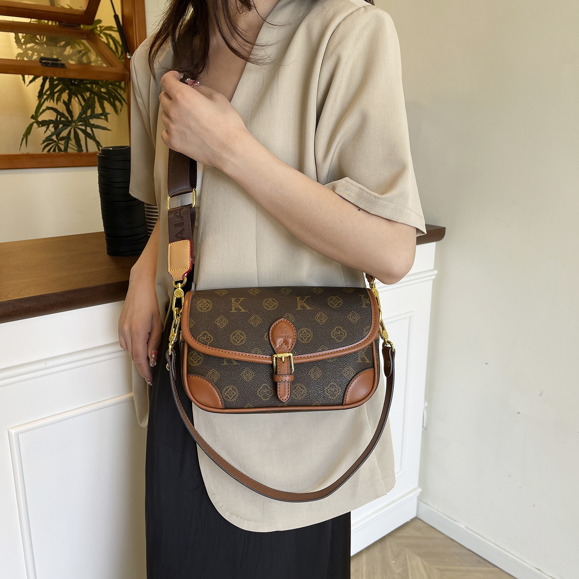 ［SAIANNA正品］ 单肩手提款印花复古风高级感斜挎包小众小包包