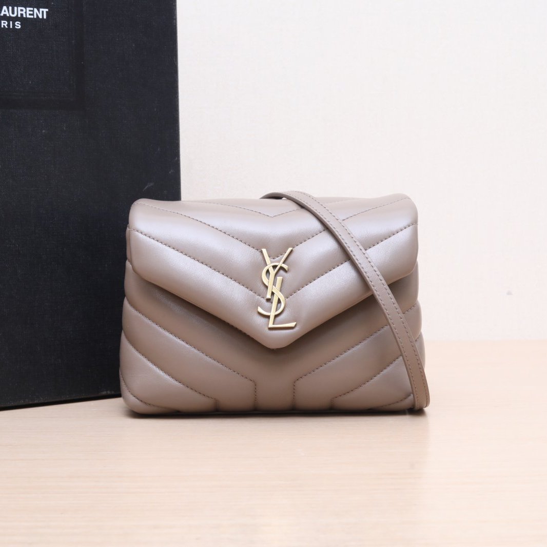 99新 YSL/圣罗兰 【小花念念】LOULOU Mini 20 Y缝棕色金扣包