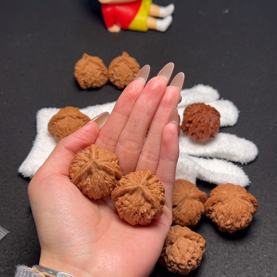 文玩核桃把件难**涂35文山