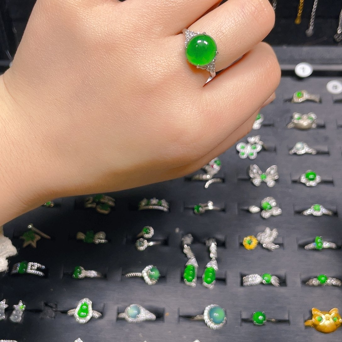 翡翠戒指银S925镀金镶嵌戒指