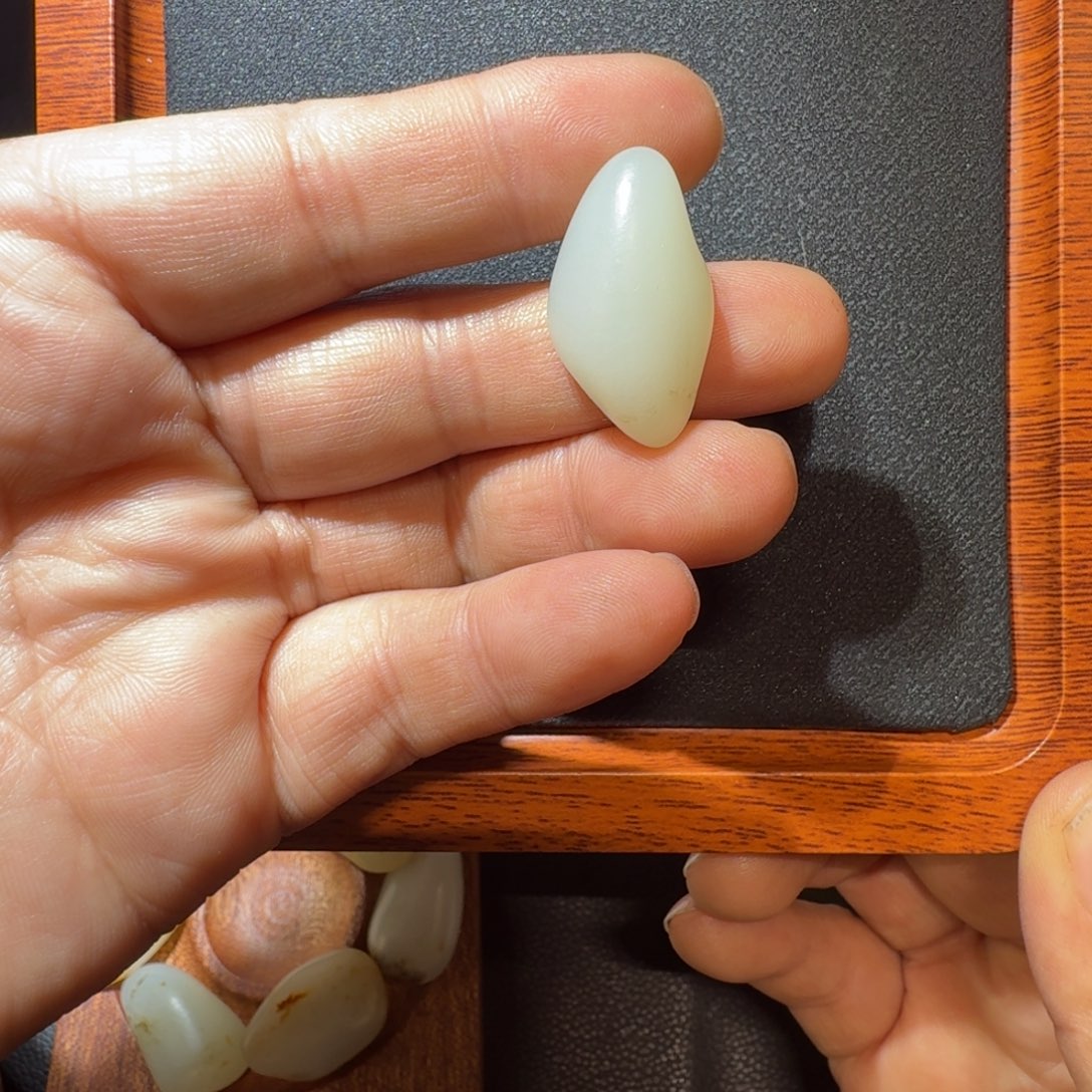 和田玉吊坠(不含链)未镶嵌
