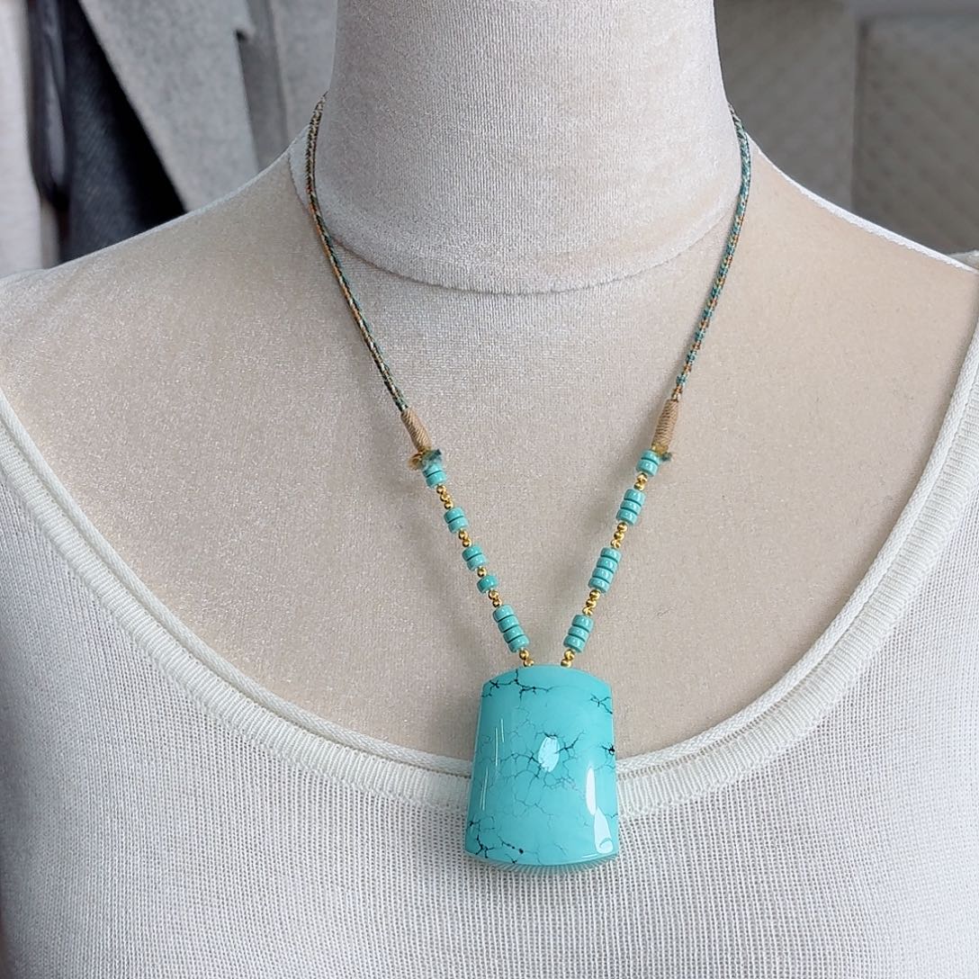 绿松石18K金镶嵌珠宝奇石