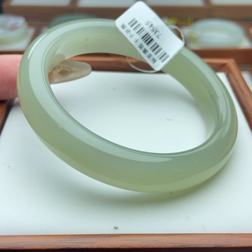 【闪购商品】和田玉手镯未镶嵌手****柔57