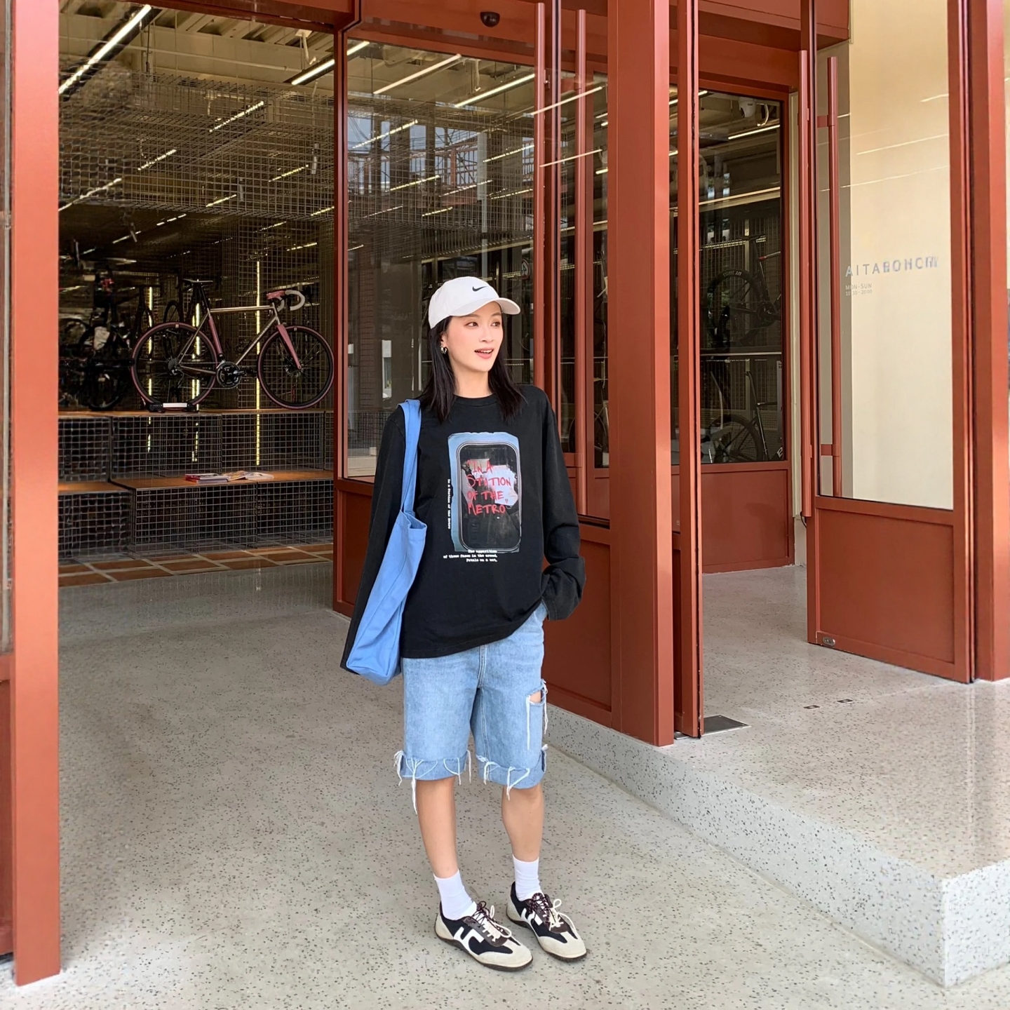 现货2025秋纯欲慵懒风女装百搭印花宽松套头圆领长袖街头T恤