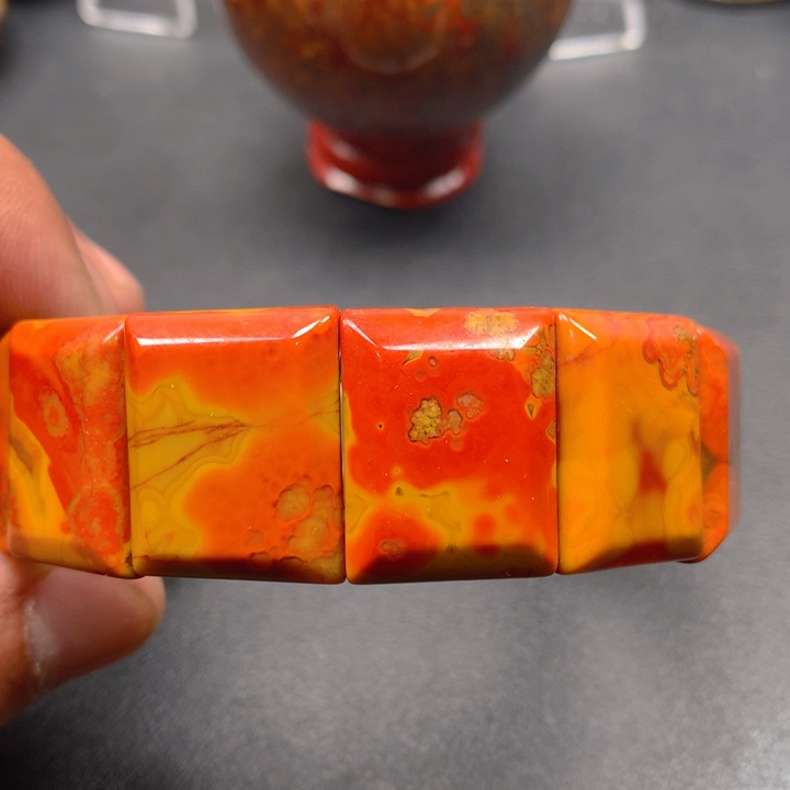 玛瑙/玉髓颈饰未镶嵌老*