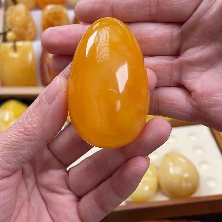 蜜蜡项链未镶嵌31.7克