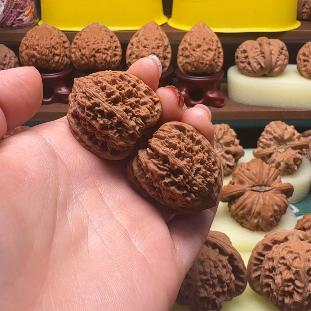 文玩核桃吊坠32满天星