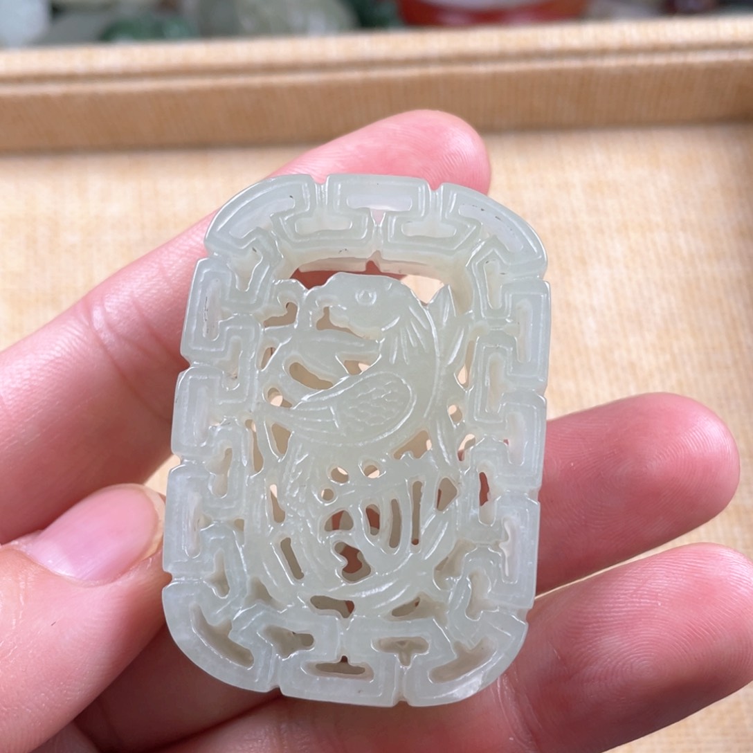 和田玉（糖玉）颈饰未镶嵌