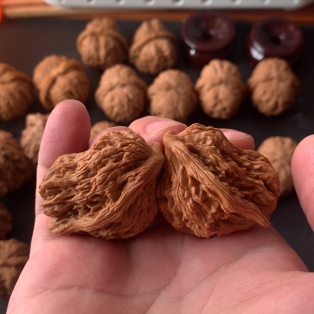 桃核吊坠鸳鸯核桃